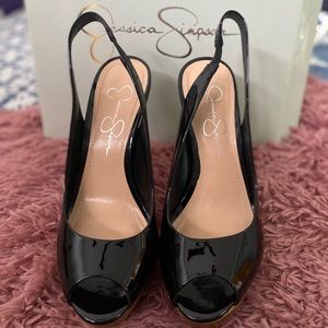 Jessica Simpson halie platform pumps size 8
